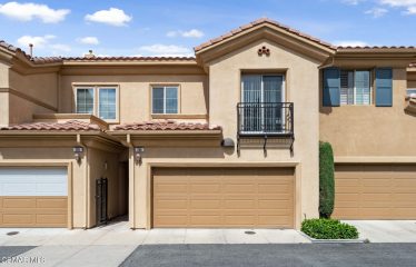 1448 Patricia Ave #204, Simi Valley, CA 93065