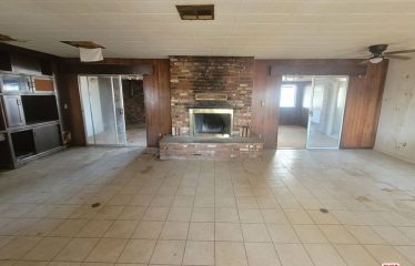 13420 Gilbert Street, North Edwards, CA 93523 Cross St.: Glendower