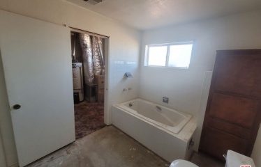 13420 Gilbert Street, North Edwards, CA 93523 Cross St.: Glendower