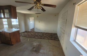 13420 Gilbert Street, North Edwards, CA 93523 Cross St.: Glendower