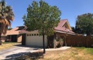 964 Roosevelt St, Ridgecrest, CA 93555 Cross St.: President Way
