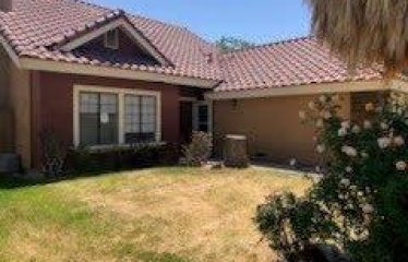 964 Roosevelt St, Ridgecrest, CA 93555 Cross St.: President Way