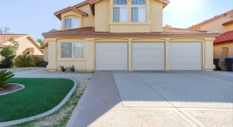 1836 Bradcliff Way, Palmdale, CA 93551 Cross St.: Dianron