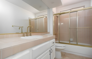 1836 Bradcliff Way, Palmdale, CA 93551 Cross St.: Dianron