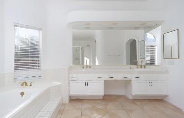 1836 Bradcliff Way, Palmdale, CA 93551 Cross St.: Dianron