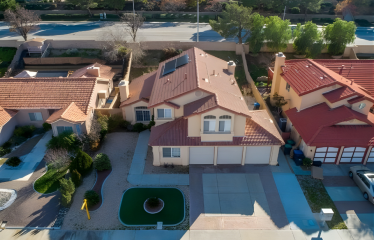 1836 Bradcliff Way, Palmdale, CA 93551 Cross St.: Dianron