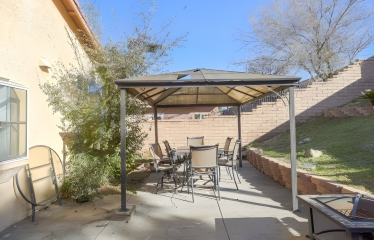 1836 Bradcliff Way, Palmdale, CA 93551 Cross St.: Dianron