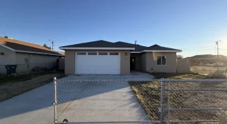 9200 Evelyn Avenue, California City, CA 93505 Cross St.: 93rd