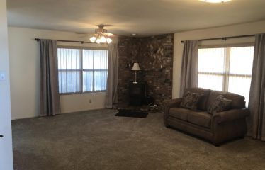 13106 E Avenue V12, Pearblossom, CA 93553