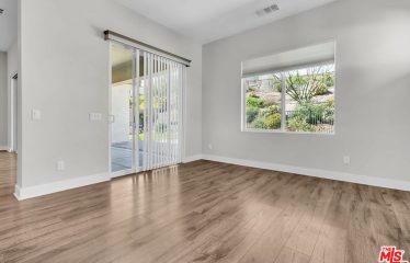 25145 Cherry Ridge Dr, Canyon Country, CA 91387 Cross St.: Golden Maple